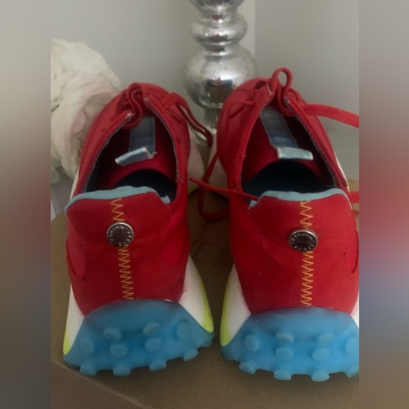 Womens Steve Madden sneaker - Picture 8 of 9